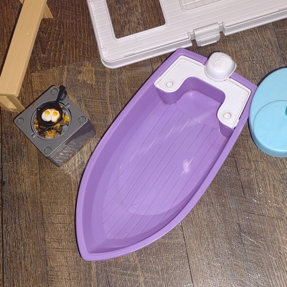 Barbie 3 in 1 camper - Picture 5 of 12